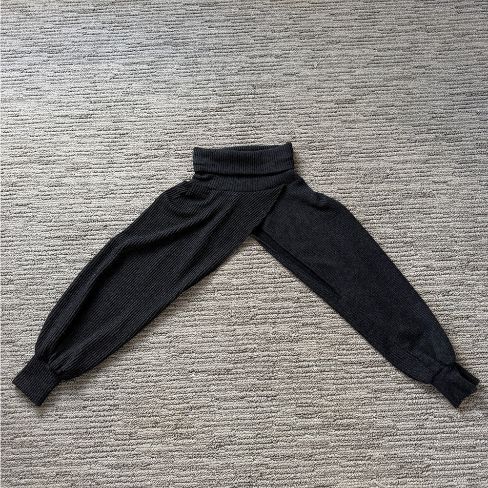 Black Knit Sleeve Sweater